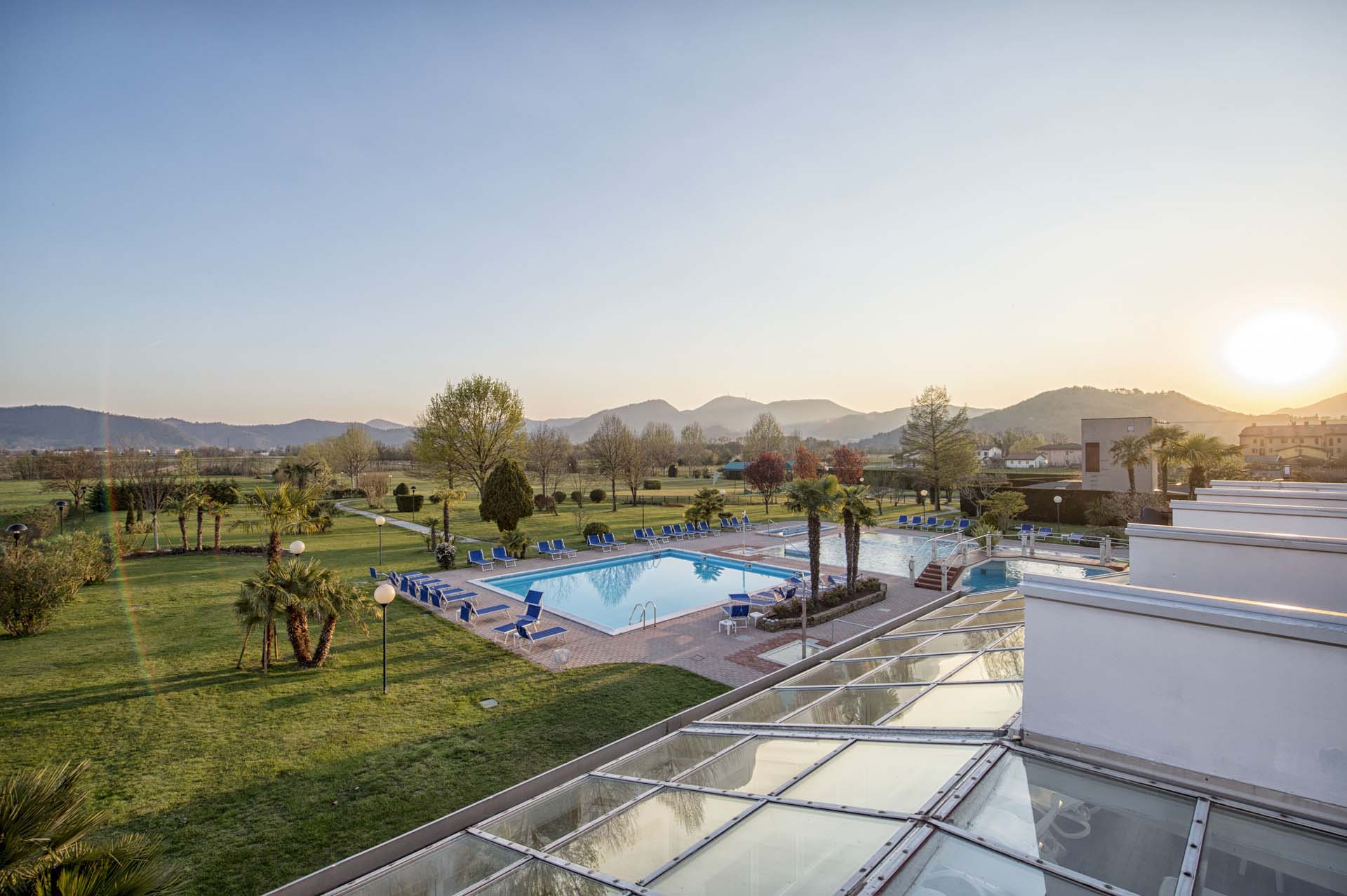 Piscine termali Abano Terme alba Colli Euganei