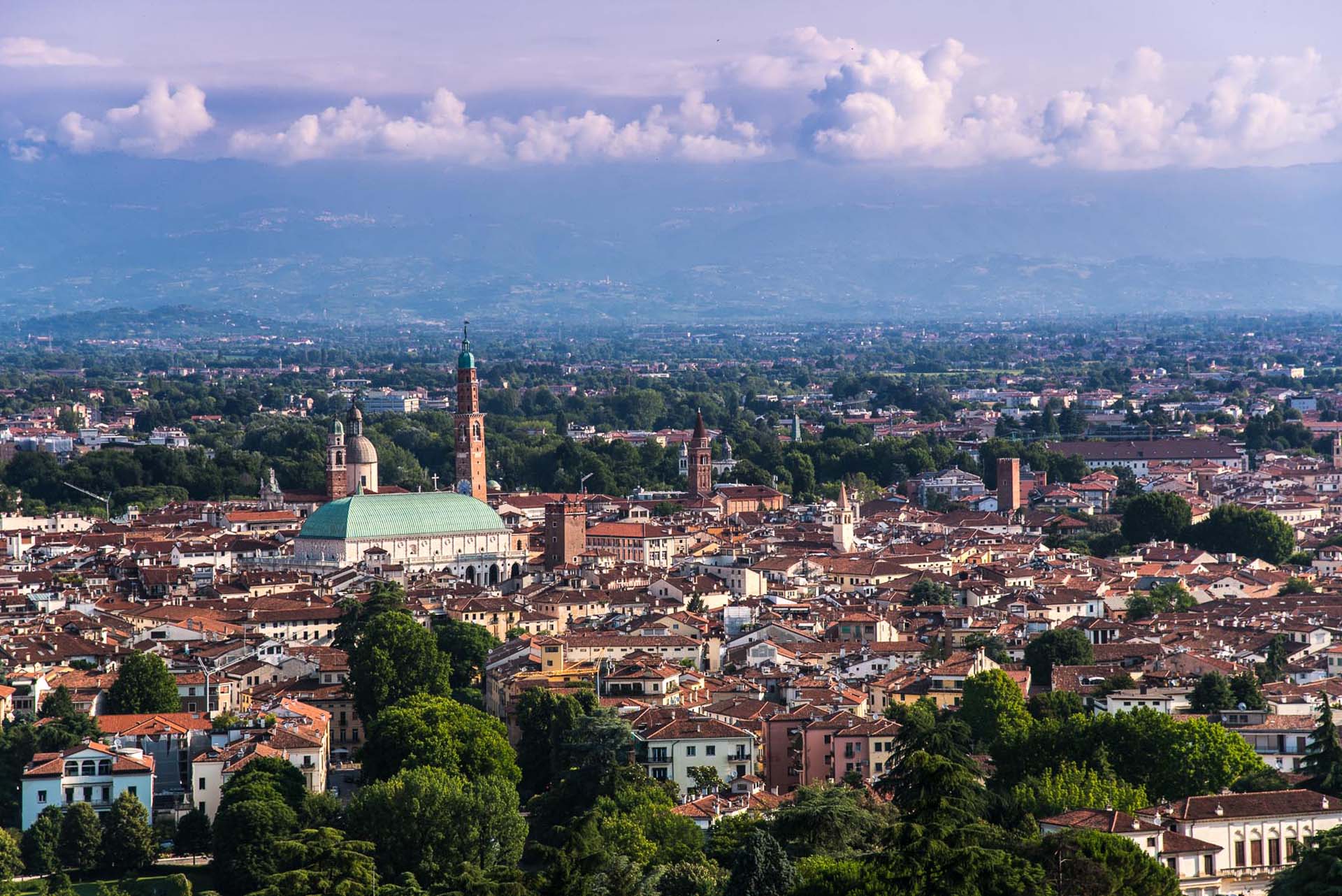 Vicenza Veduta su Vicenza dal Santuario