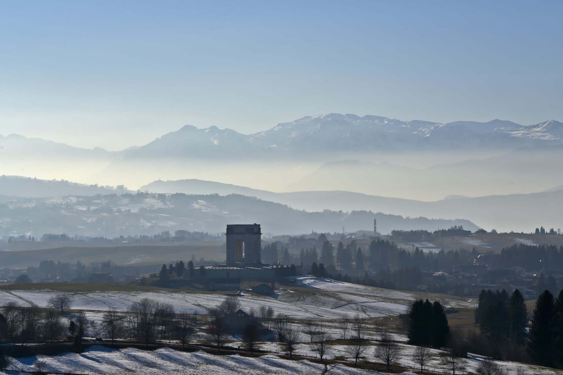 Sacrario Militare Asiago neve