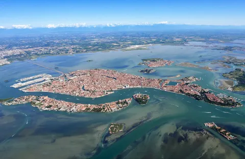 Veduta dall'alto di Venezia e della sua Laguna