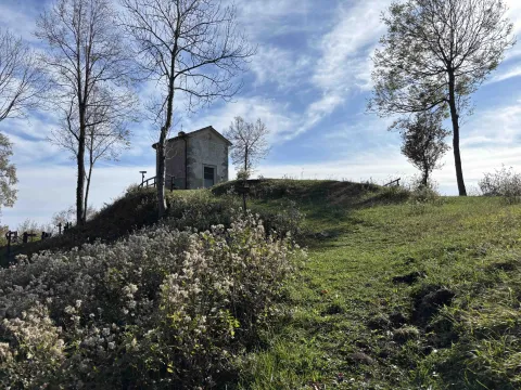 Veduta della Chiesetta di Santa Caterinella o Santa Caterina di Tretto