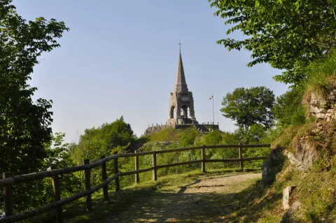 Veduta del Sacrario del Cimone