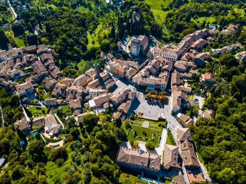 Vista dall'alto di Asolo