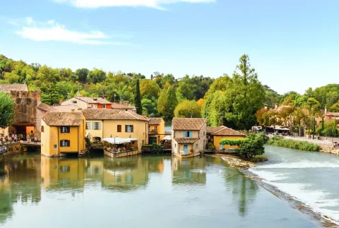 Veduta di Borghetto sul Mincio