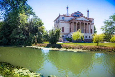 Villa Foscari detta la Malcontenta a Mira, Riviera del Brenta
