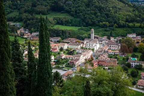 Veduta aerea di Cison di Valmarino