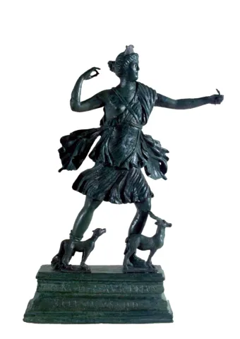 Bronzo di Diana cacciatrice Museo Nazionale Concordiese