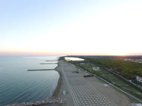 Veduta aerea della spiaggia di Eraclea Mare