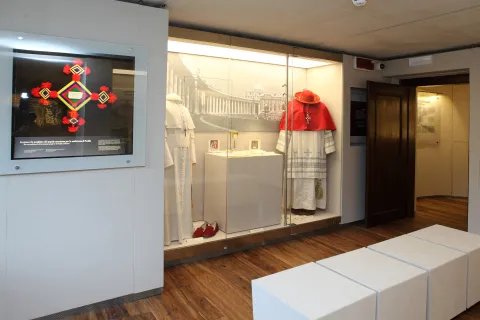 Sala del museo dedicato al beato Albino Luciani Papa Giovanni Paolo I a Canale d'Agordo