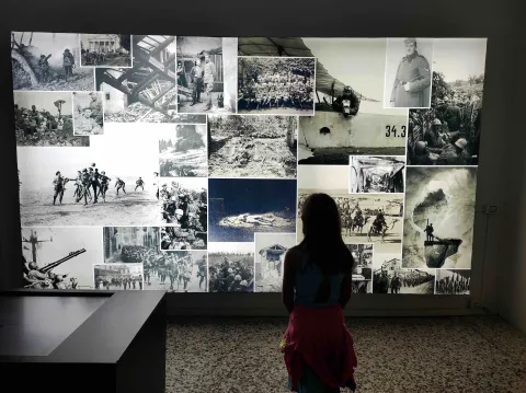 Sala dedicata alla fotografia del MeVe Memoriale Veneto della Grande Guerra