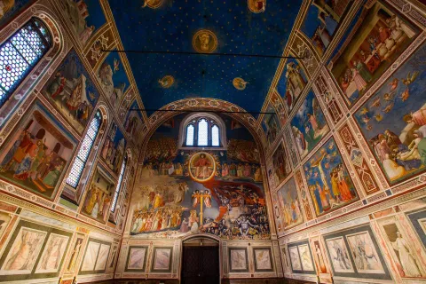 Cappella degli Scrovegni con affreschi di Giotto a Padova