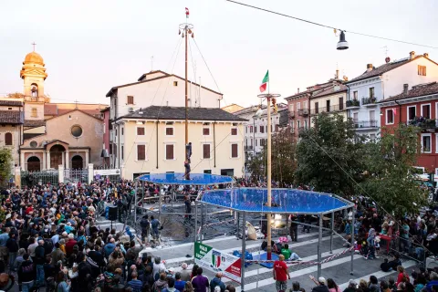 Palo della Cuccagna in Piazzetta Santa Toscana a Verona in occasione di Tocatì - Festival Internazionale dei Giochi in strada