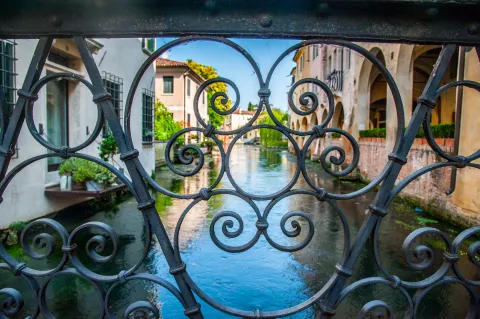 Veduta suggestiva dal Ponte dei Buranelli di Treviso