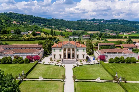 Vista dall'alto di Villa Cordellina di Montecchio Maggiore
