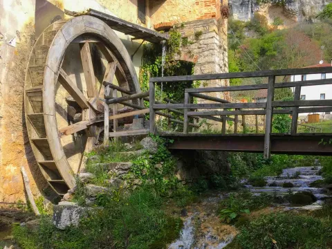 Mulino in funzione della Valle dei Mulini di Mossano