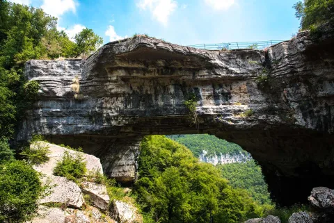 Il ponte Veja nel Parco Naturale Regionale della Lessinia