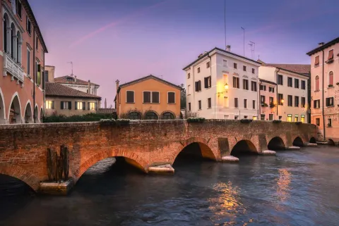 Ponte San Francesco e canale Cagnan a Treviso al tramonto