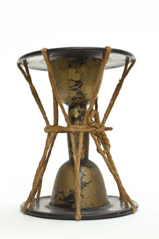 Kotsutsumi, strumento musicale, al Museo d'Arte Orientale di Venezia