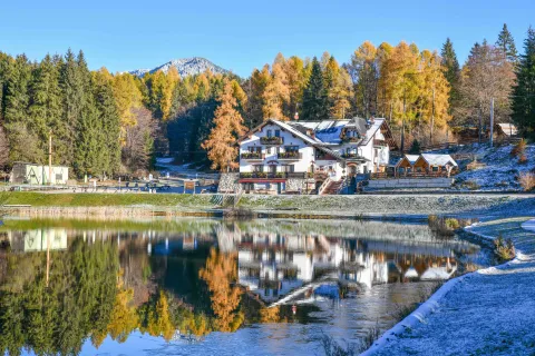 Laghetto di Roana, area naturalistica e ricreativa immersa nel verde, ideale per passeggiate e relax