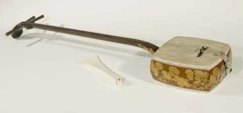 Shamisen, strumento musicale al Museo d'Arte Orientale di Venezia