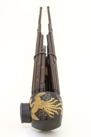 Sho, strumento musicale, esposto al MAOV - Museo d'Arte Orientale di Venezia